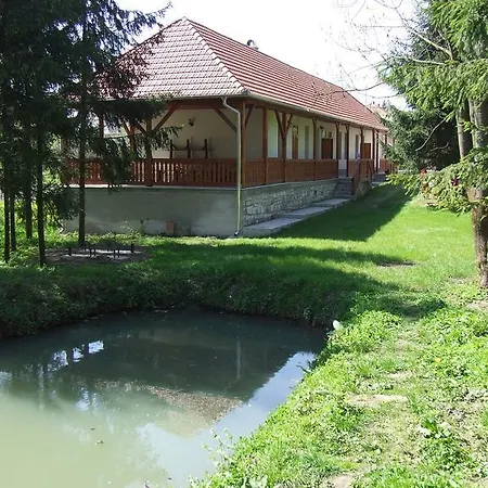 Oreg Bence Haza Apartment *